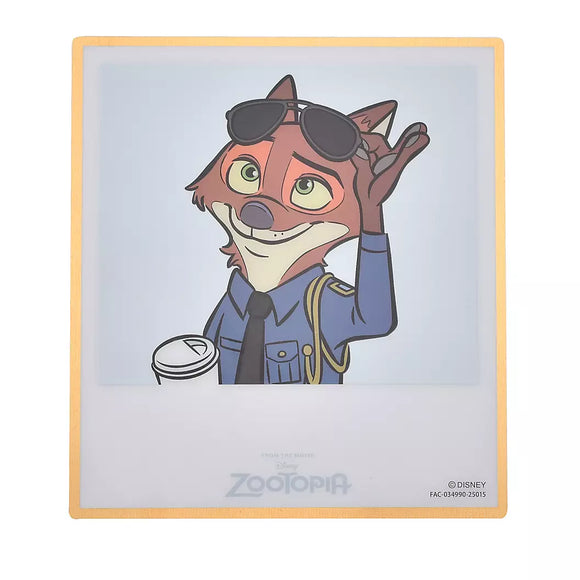 my favorite Disney foxes 簽名色紙 Nick