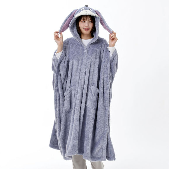 Disney Store Winter Goods 保暖披肩 Eeyore
