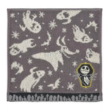 Disney stanDs TIM BURTON'S THE NIGHTMARE BEFORE CHRISTMAS 2026 方巾
