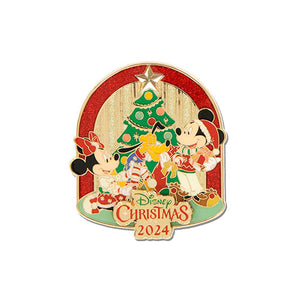 DisneyLand Christmas 2024 襟章