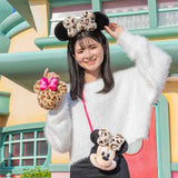 Winter Goods At Park 毛毛小物袋